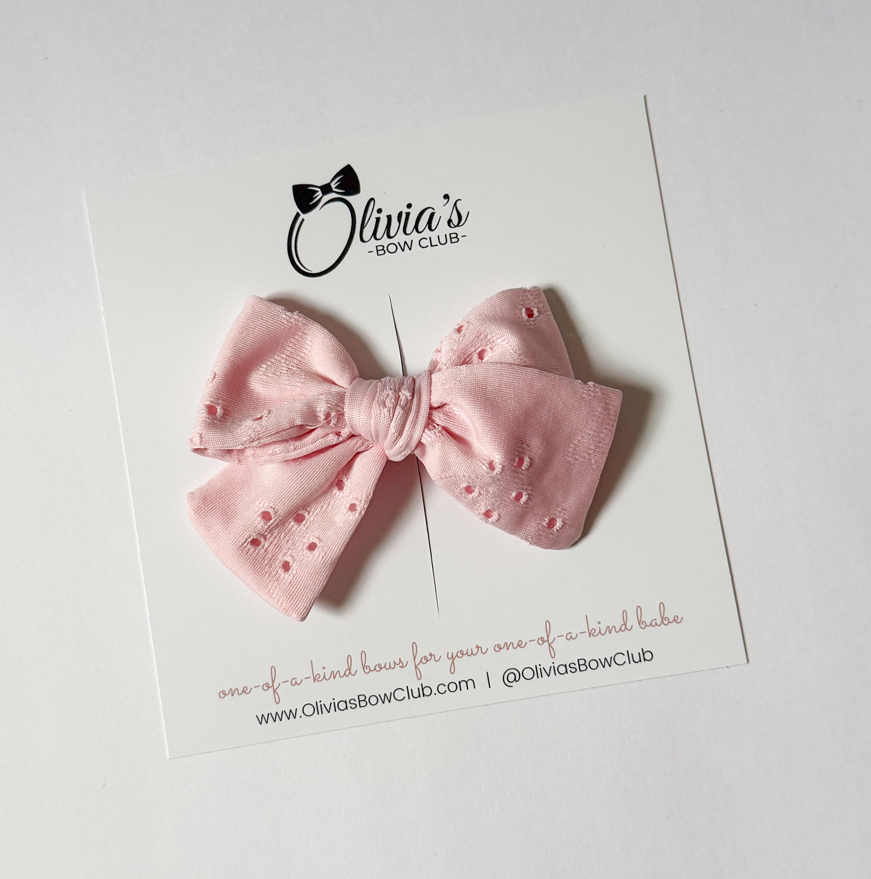 The Feature Olivia Bow